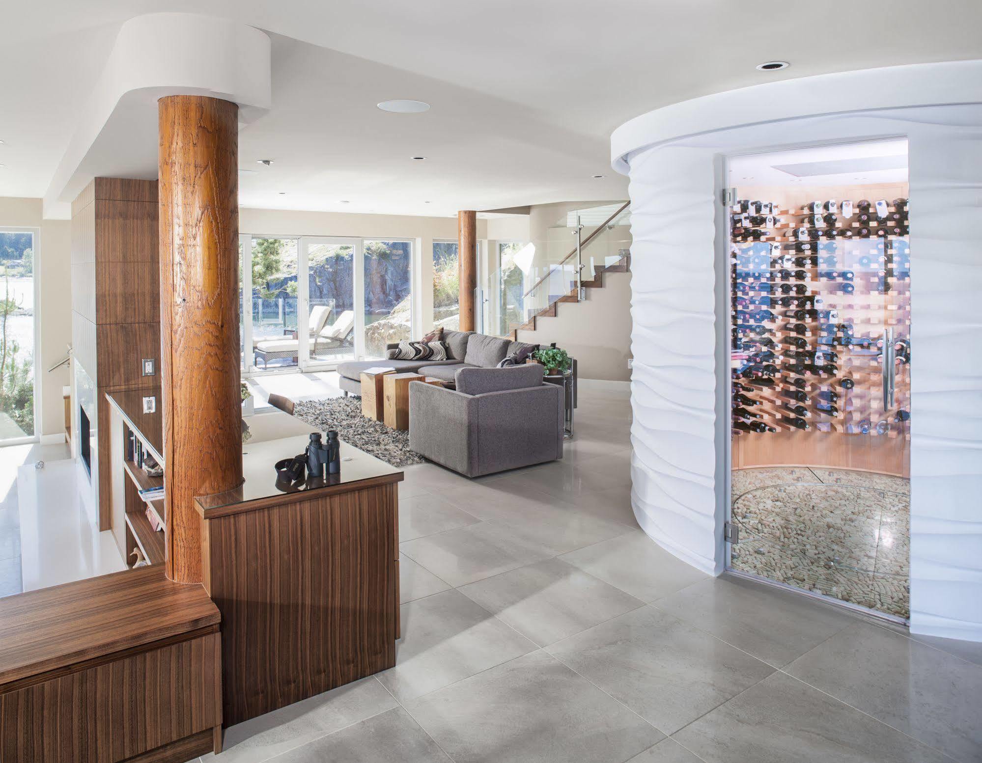 Pointhouse Suites On Sargeant Bay Halfmoon Bay エクステリア 写真
