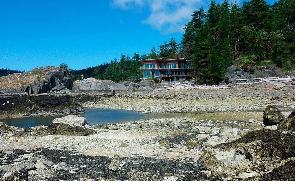 Pointhouse Suites On Sargeant Bay Halfmoon Bay エクステリア 写真